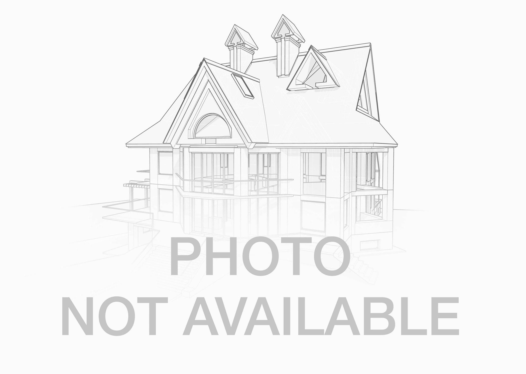 874 Savoy Court 